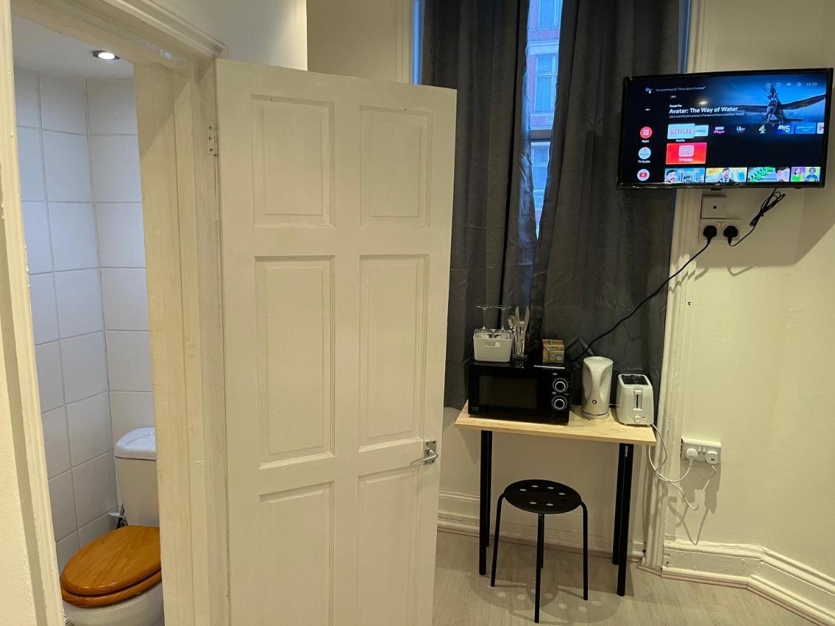 Y2 Guest House Londra Dış mekan fotoğraf