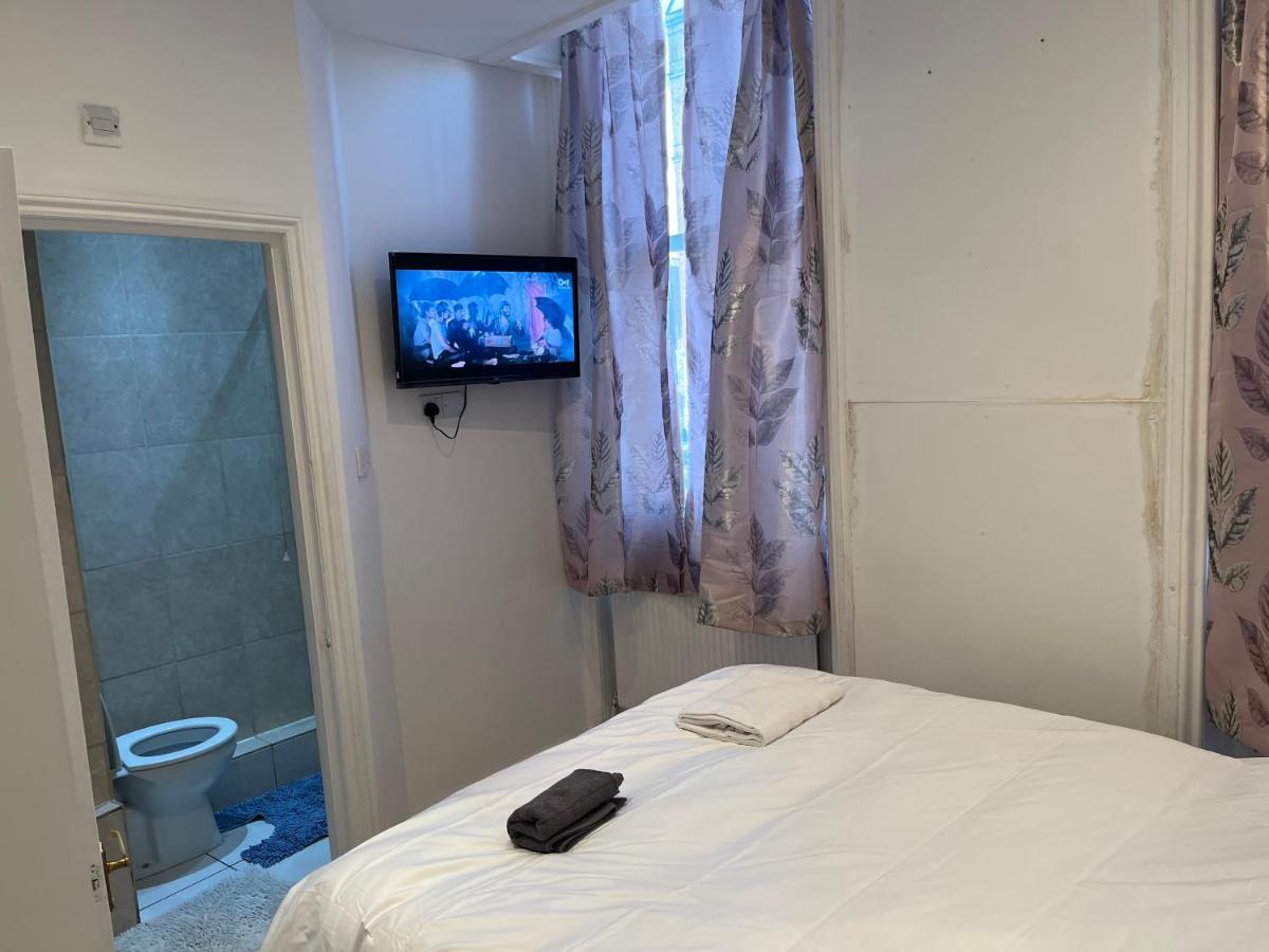 Y2 Guest House Londra Dış mekan fotoğraf