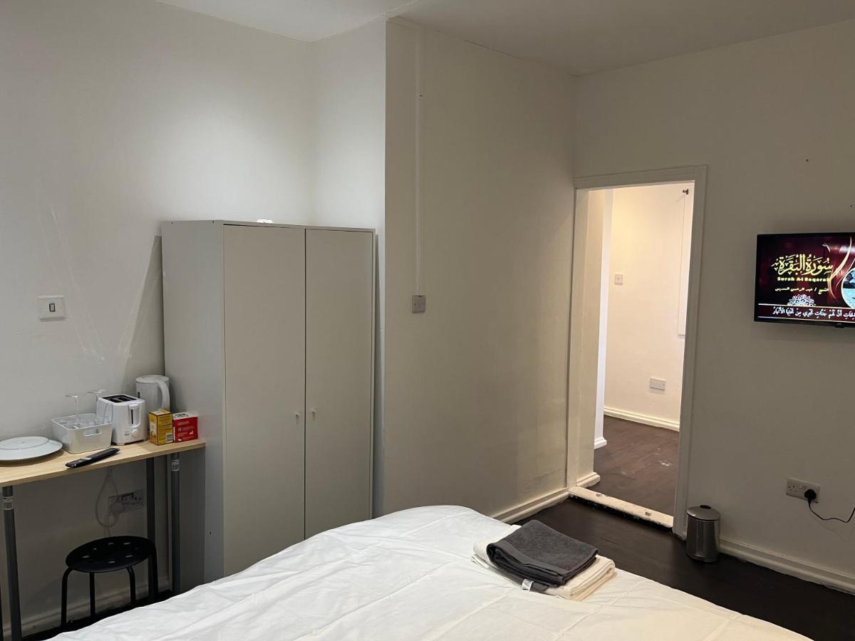 Y2 Guest House Londra Dış mekan fotoğraf
