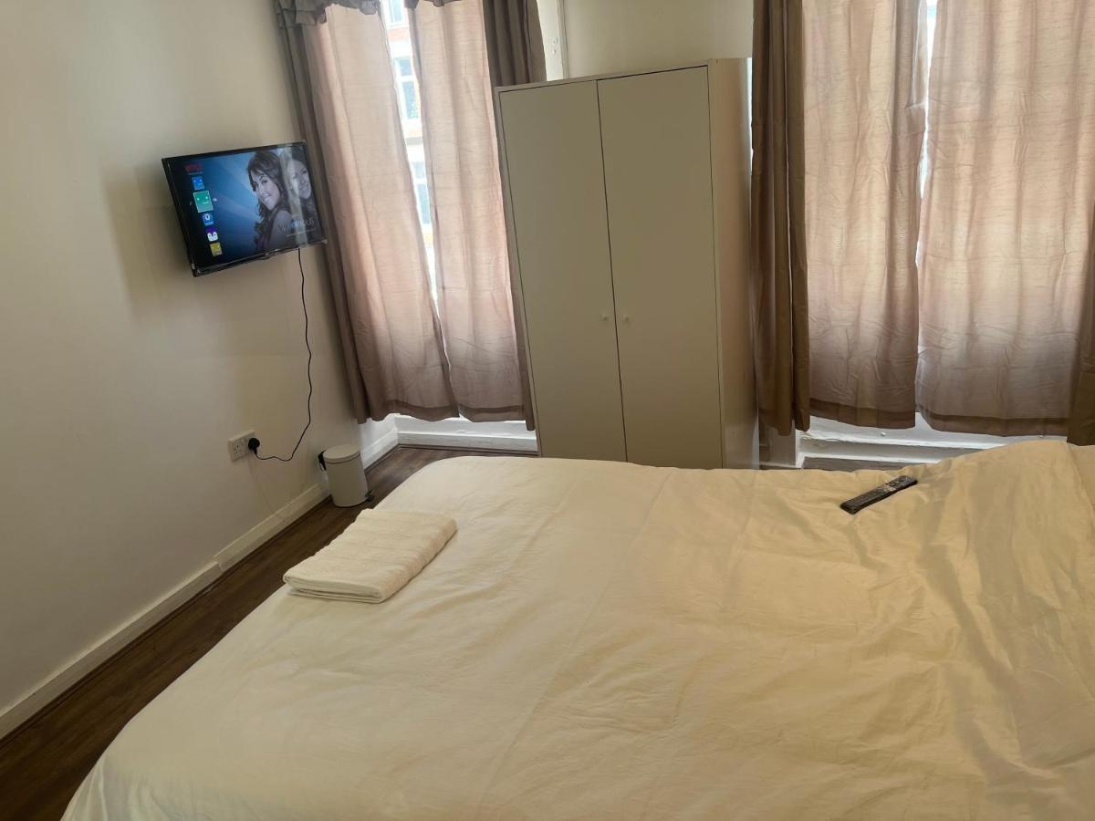 Y2 Guest House Londra Dış mekan fotoğraf